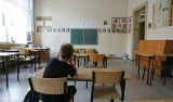 Nauczyciele w Szczecinie masowo idą na zwolnienia. Dzieci bez opieki 