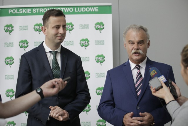 Stanisław Rakoczy (z prawej) z Władysławem Kosiniakiem-Kamyszem, przewodniczącym PSL-u.