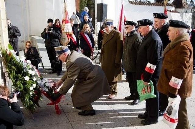 Żołnierze zginęli za wolną i niepodległą Polskę