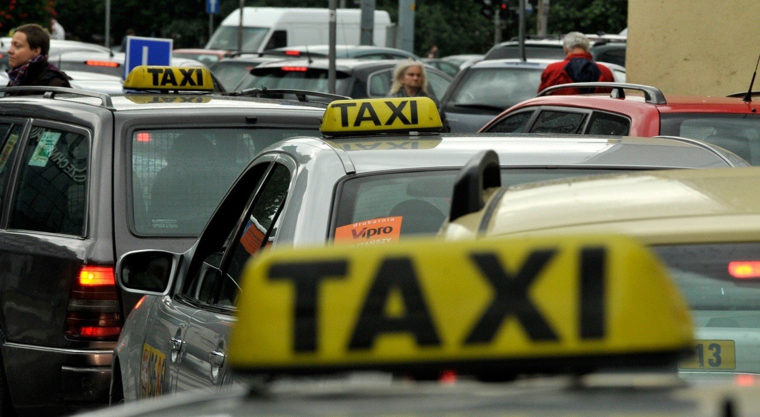 Już teraz zamów taksówkę na Sylwestra (CENY) | Gazeta Wrocławska