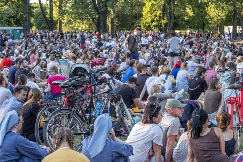 Na koncert muzyki filmowej na Łęgach Dębińskich przyszły...