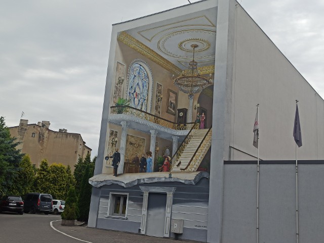 Nowy mural w Łodzi na budynku hotelu Iness.