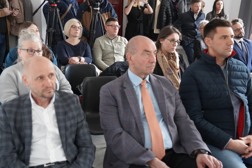 Ponad 40 organizacji pozarządowych z Katowic poparło prezydenta Marcina Krupę