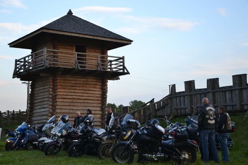 Steelowy Sabat Motocyklowy w Nowej Słupi. Były szybkie motocykle i świetna muzyka