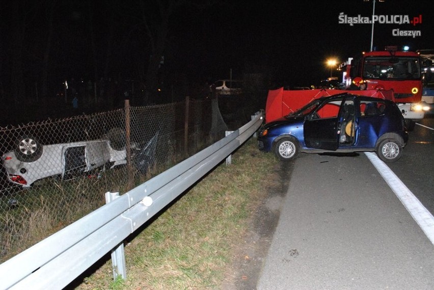 Tragiczny wypadek w Bąkowie: nie żyje jedna osoba [ZDJĘCIA]