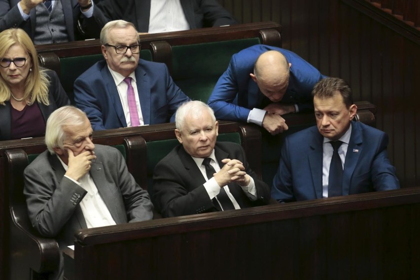 Wina Kaczyńskiego. Upadek "partii zamachu"                           
