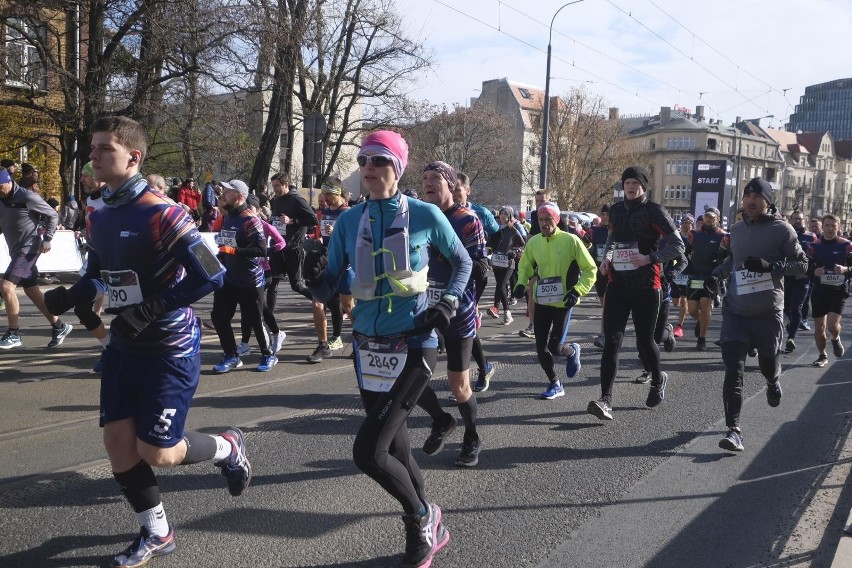 Medal 15. Poznań Półmaratonu prezentuje się efektownie i już...