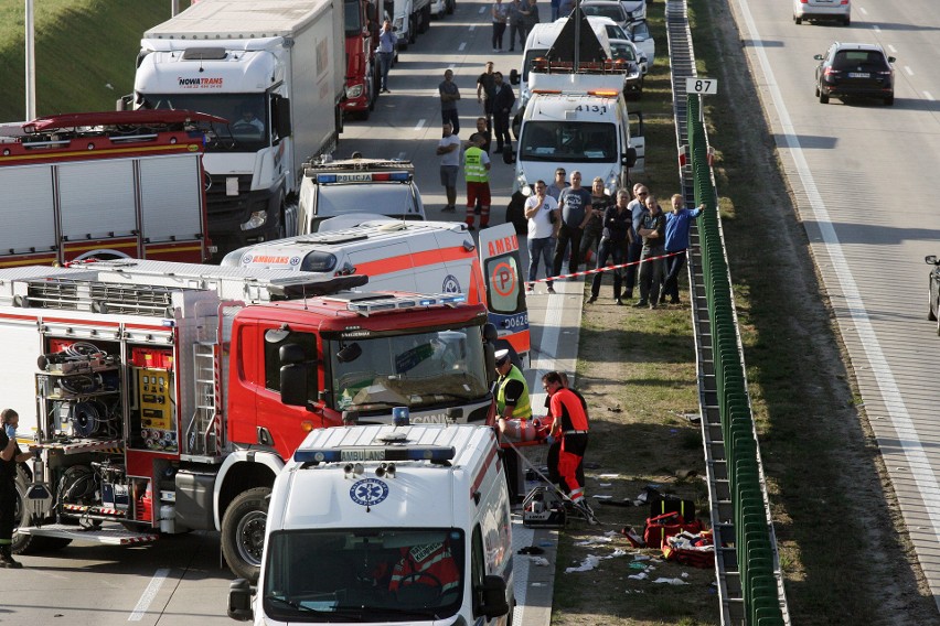 Od teraz Korytarz Życia i jazda „na suwak”. A jak się nie dostosujesz, dostaniesz mandat