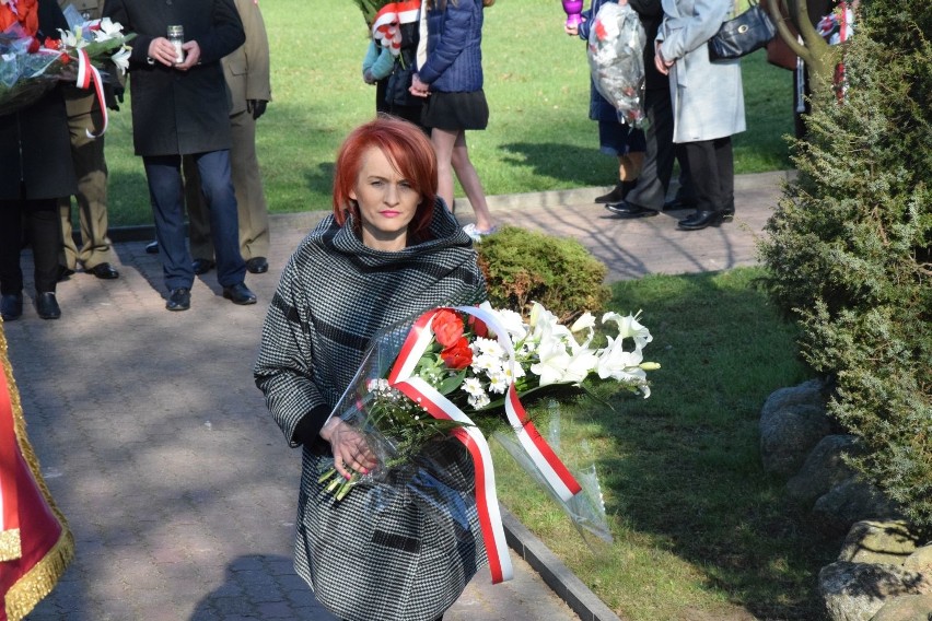 Uroczystość w Łomży rozpoczął dźwięk syren alarmowych.