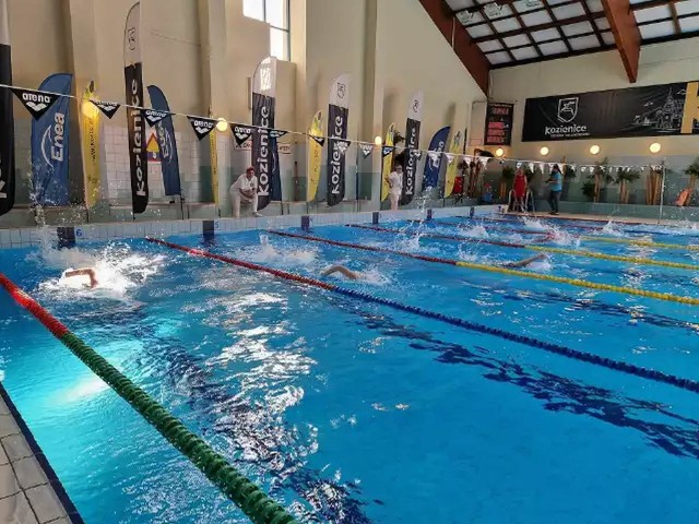 Kolejne zawody pływackie rangi ogólnopolskiej odbędą się 12 maja na pływalni Delfin w Kozienicach.