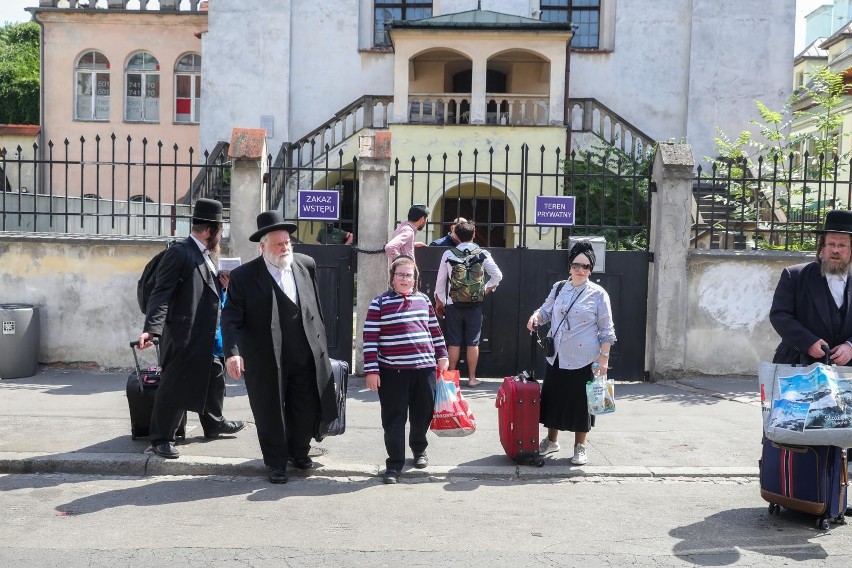 Podczas II wojny światowej budynek bardzo się zniszczył,...