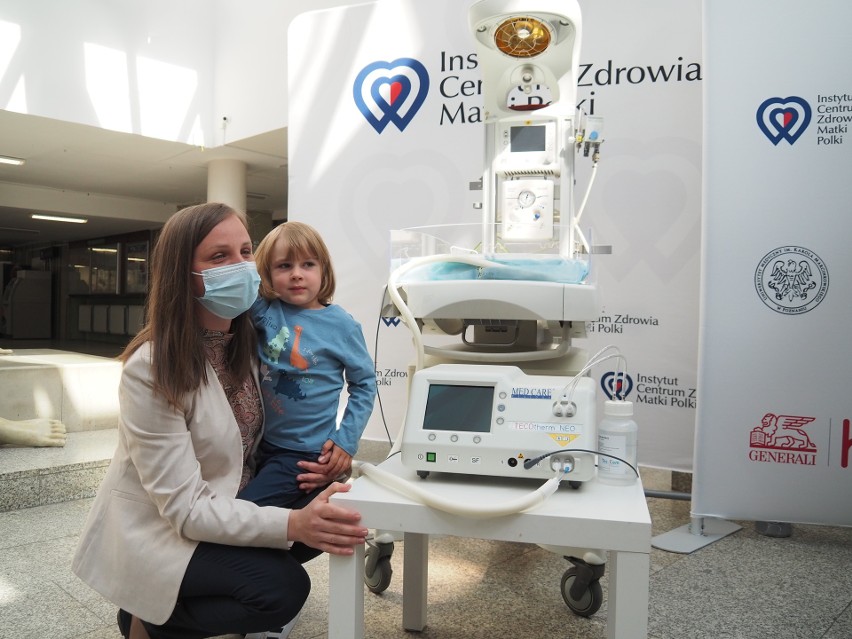 Maszyna do hipotermii w Instytucie „Centrum Zdrowia Matki Polki” w Łodzi. To urządzenie schłodzi noworodki w karetce, by ratować im życie 