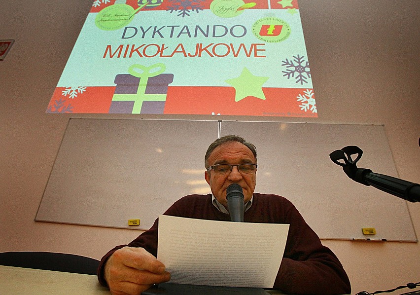 Dyktando Mikołajkowe 2016 na Wydziale Filologicznym Uniwersytetu Łódzkiego [ZDJĘCIA,FILM]