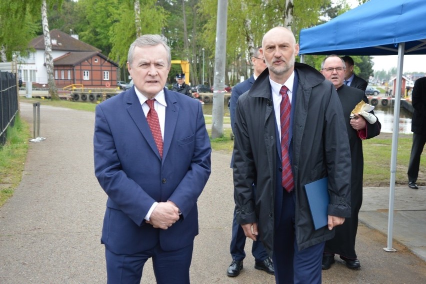 Piotr Gliński w Łebie. Wmurowano kamień węgielny pod budowę Muzeum Archeologii Podwodnej i Rybołówstwa Bałtyckiego