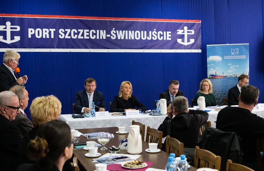 Wybory parlamentarne 2019. Branża morska polem starcia kandydatów. Debata w Szczecinie [ZDJĘCIA]
