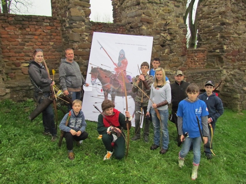 Festiwal łucznictwa na zamku w Toszku 1-3 maja [ZDJĘCIA]