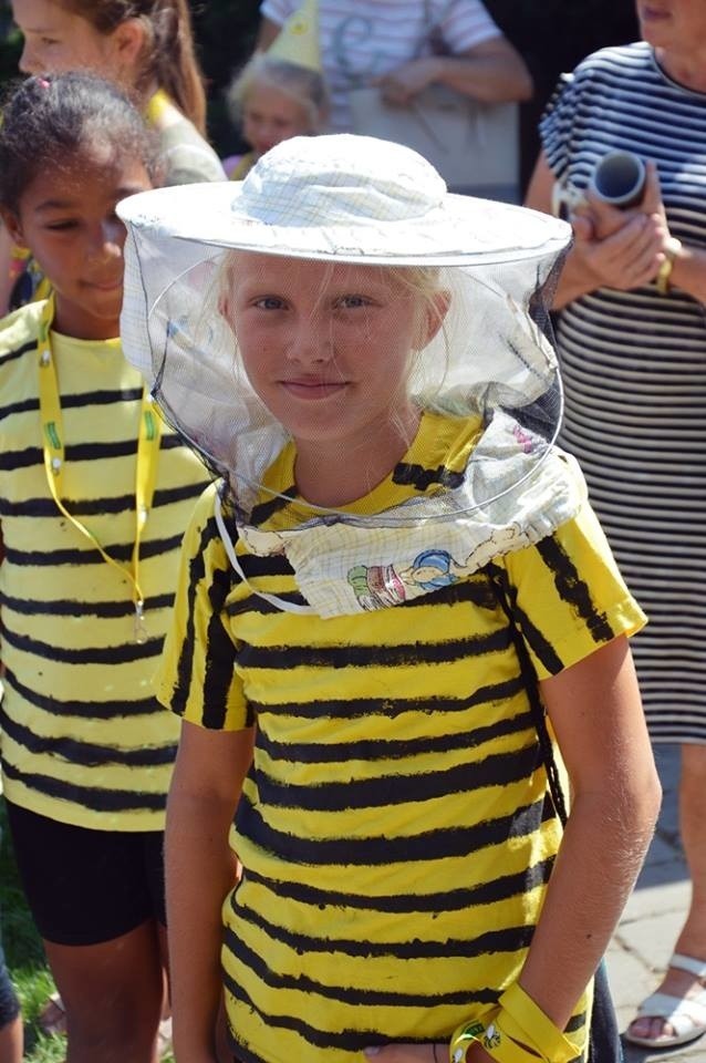 Małe pszczółki opanowały Sulęcin. Tak dzieci bawiły się i uczyły podczas Święta Pszczoły [ZDJĘCIA]