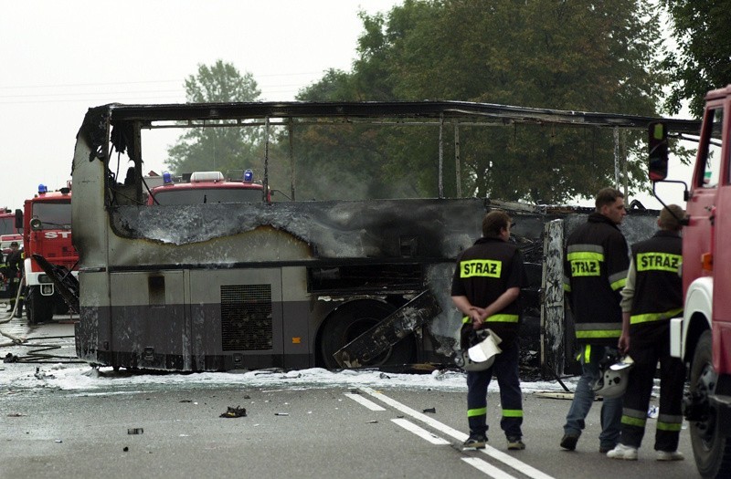 Jeżewo. Wypadek autokaru z maturzystami, katastrofa wciąż niewyjaśniona (zdjęcia)