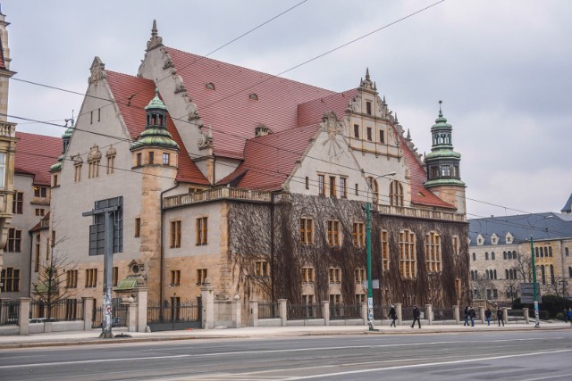 Prorektor UAM, prof. Joanna Wójcik odpowiedziała na pismo przedstawicieli samorządu studentów UAM w sprawie nadchodzącego roku akademickiego.