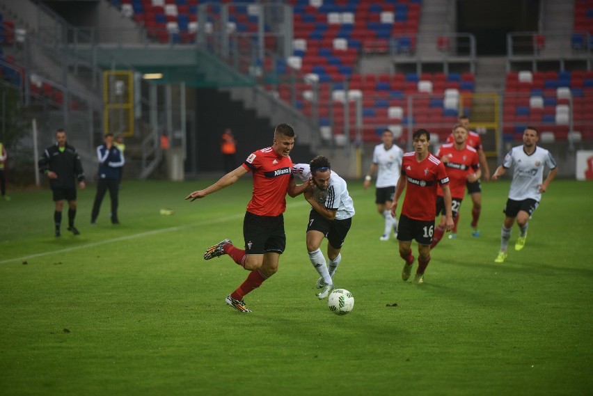 Górnik Zabrze tylko zremisował 0:0 z Bytovią. Otrzymał żółtą...