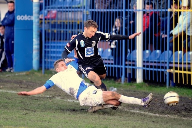 Kolejarz pokonał Sandecję w trzynastych derbach ziemi sądeckiej