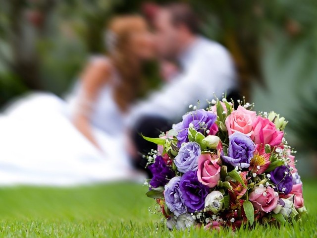 Sesje ślubne na rok przed ślubem - nowa tradycja?