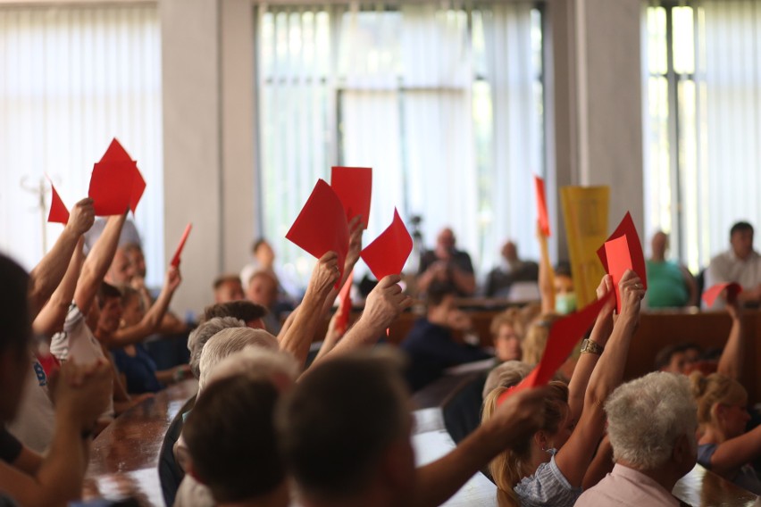 Bytom: spotkanie władz miasta, posłów oraz służb...