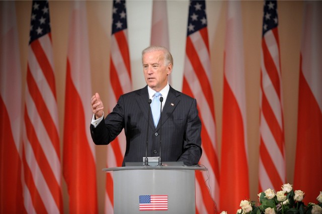 Wybory w USA. Polscy politycy gratulują Joe Bidenowi