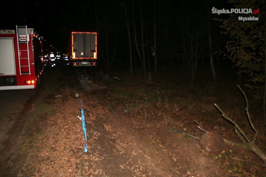 Myszków: Pijany kierowca tira uciekał na bosaka przed policją. Miał 2,5 promila alkoholu [ZDJĘCIA]