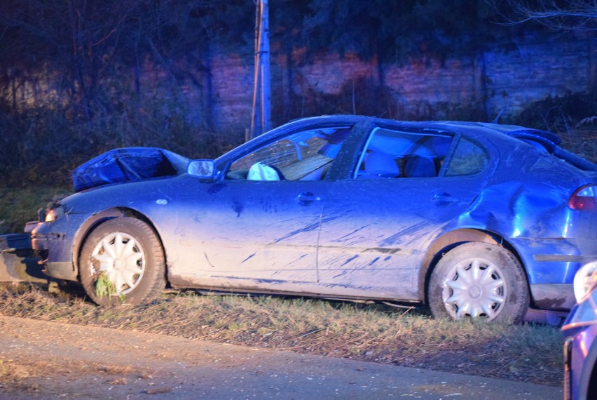 Tragedia pod Sieradzem. Pijany 27-latek potrącił dwóch nastoletnich rowerzystów FOTO