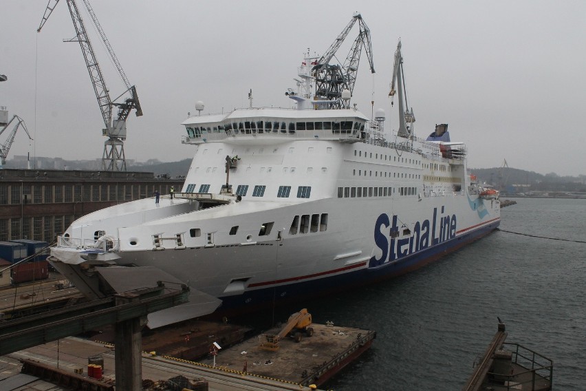 Zima pod znakiem remontów w stoczni Nauta
Stena Superfast