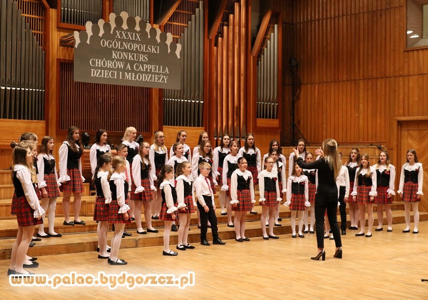 W konkursie wezmą udział chóry dzieci i młodzieży z całej...