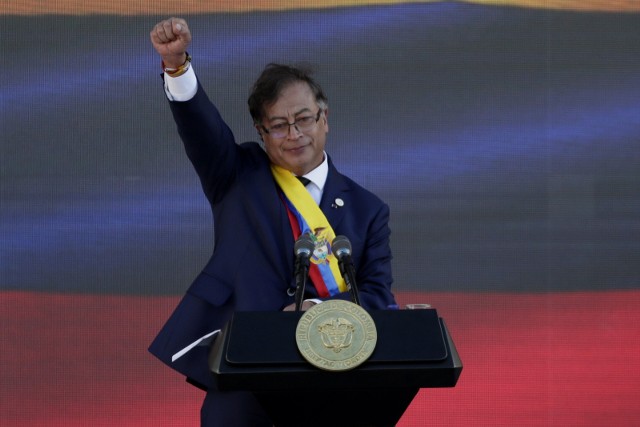 Gustavo Petro - pierwszy w historii Kolumbii lewicowy prezydent