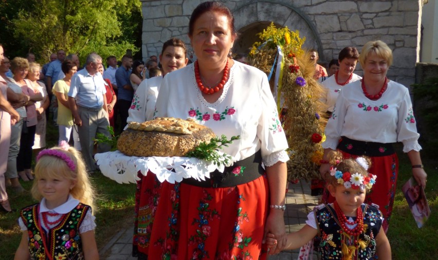 Modlitwa i dobra zabawa - parafialne Święto Plonów 2017 w Rogowie