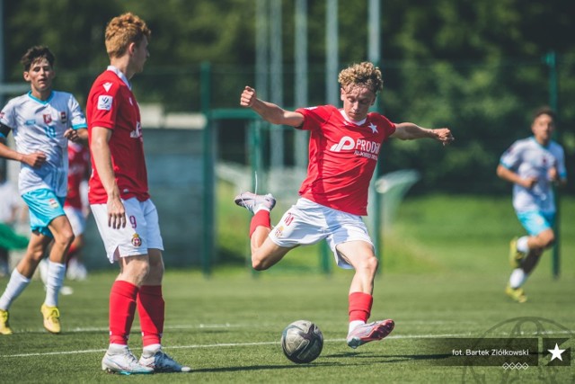 Piłkarze Wisły Kraków są w środku tabeli CLJ U-17