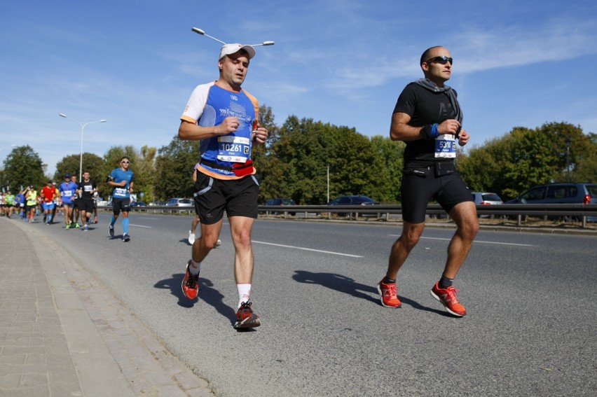 Uczestnicy Maratonu Warszawskiego 2018. Więcej zdjęć...