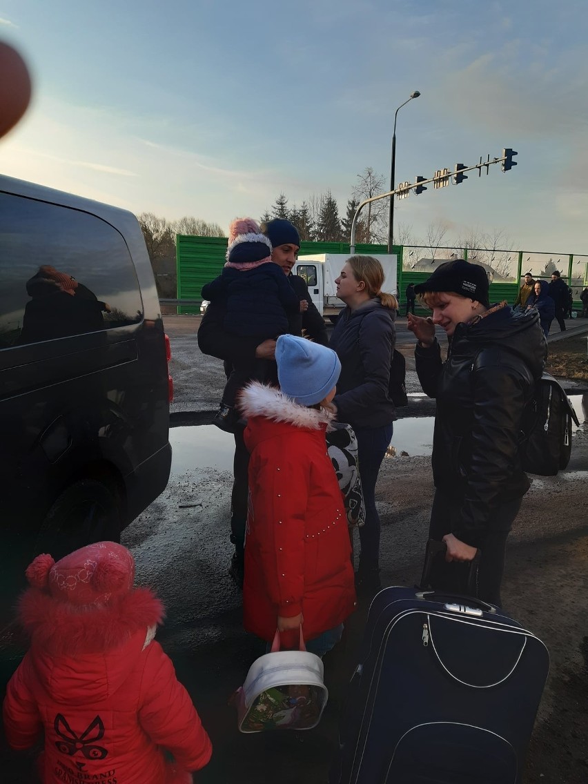 Coraz więcej uchodźców z Ukrainy na przejściu granicznym w Dorohusku