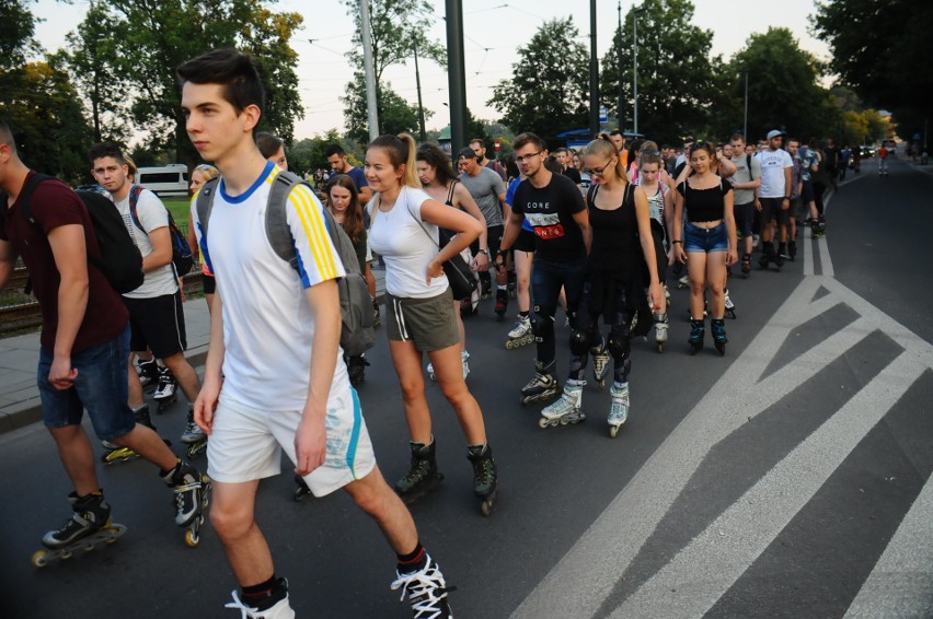 Kraków, Rolki i My. Wakacyjny przejazd rolkowy ulicami miasta [ZDJĘCIA]