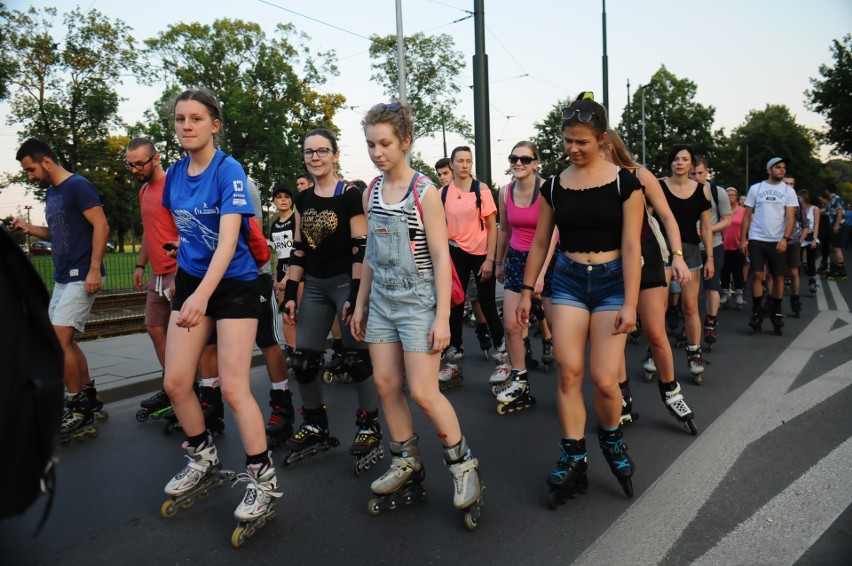 Kraków, Rolki i My. Wakacyjny przejazd rolkowy ulicami miasta [ZDJĘCIA]