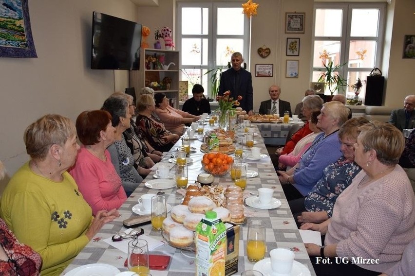 Podczas obchodów Tłustego Czwartku w klubie Senior + w Mircu