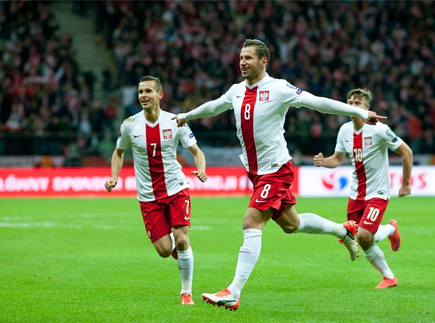 Polska wygrała z Irlandią 2 - 1 na Stadionie Narodowym w...