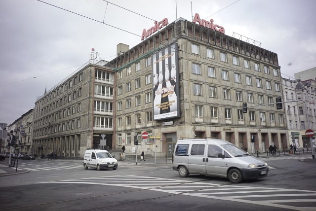 Uniwersytet im. Adama Mickiewicza nie sprzeda Collegium Historicum