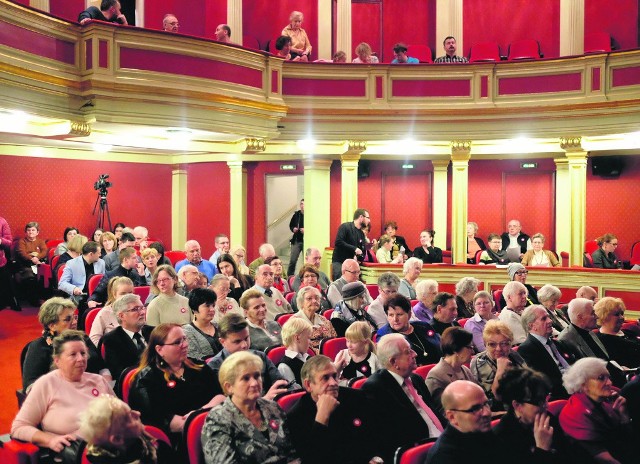 Seniorzy Poznań: co warto wiedzieć? dokąd się wybrać w nadchodzącym tygodniu? Teatr Polski szuka seniorek i seniorów do nowego spektaklu. Próby rozpoczną się w sierpniu