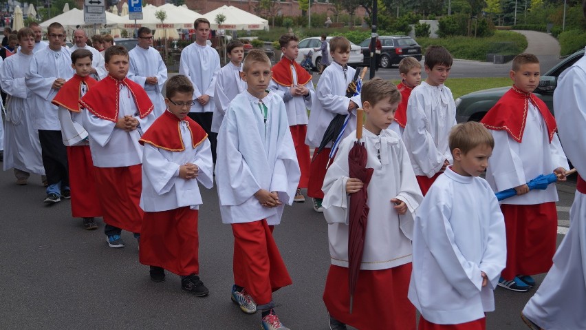 Boże Ciało w Rybniku: tłumy wzięły udział w procesji