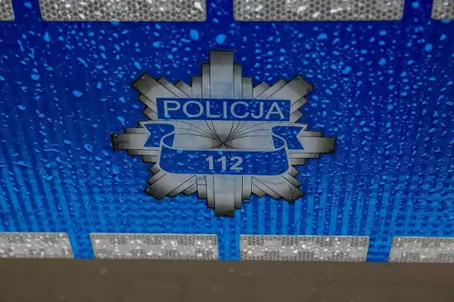 Poznańska policja, pod nadzorem prokuratury, prowadzi śledztwo w związku z nieprawidłowości w zakresie funkcjonowania Fundacji o nazwie: „Łatwiej” , „Razem Łatwiej” oraz „Razem Da Się”.