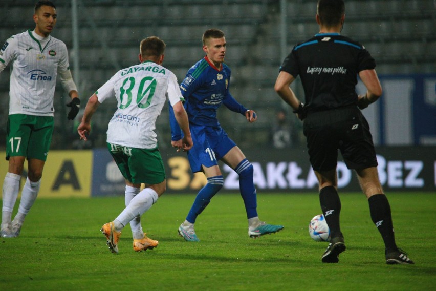 PKO BP Ekstraklasa. Radomiak Radom zremisował na inaugurację z Miedzią Legnica 0:0. Ciekawy był pojedynek braci Abramowiczów