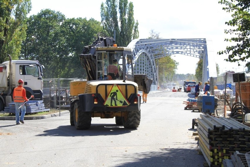 Most Jagielloński nie ma odbiorów. Nie otwarto go w weekend