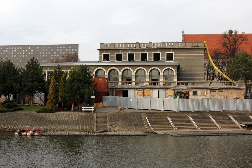 Wrocław: Remont dawnej Tawerny rozpoczął się na dobre. Do kiedy potrwa? [ZDJĘCIA]