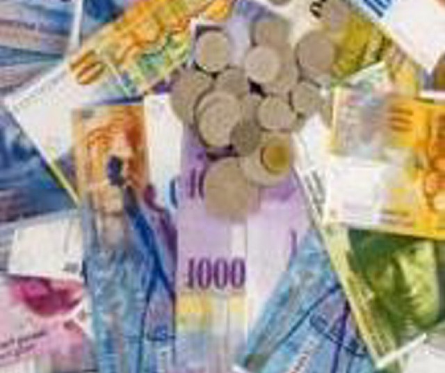Dziś kurs szwajcarskiej waluty był na poziomie 2,90. To bardzo dobra wiadomość dla osób, które spłacają kredyt we frankach (fot. sxc.hu)