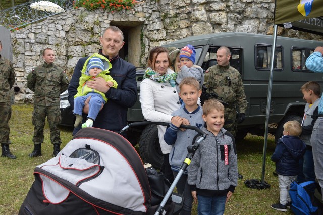 Państwo Kőhlerowie przyjechali na pielgrzymkę z czwórką dzieci.